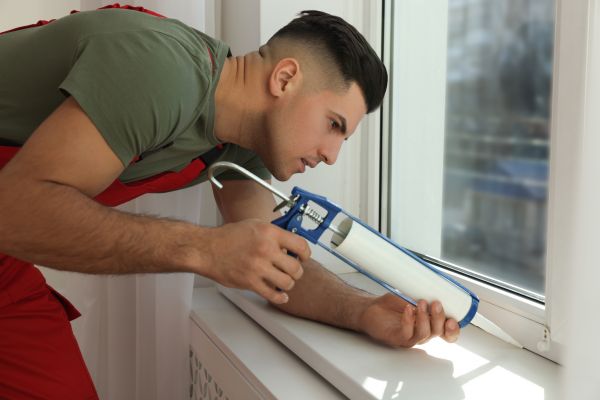 Window Caulking Repair in Hendersonville