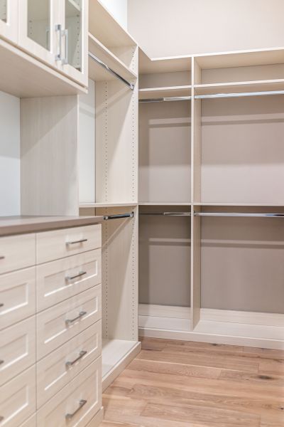 Closet Repair in Hendersonville